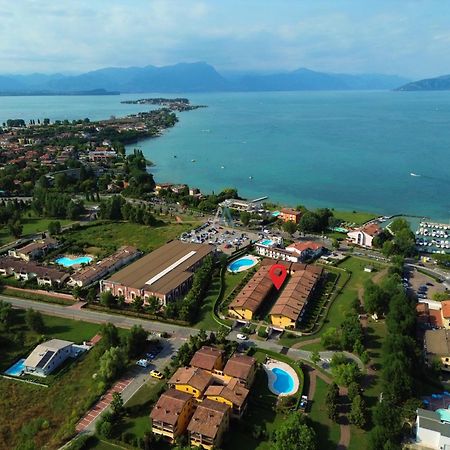 Artemide Apartment - A Soli 150M Dal Lago Di Garda Sirmione Exteriér fotografie