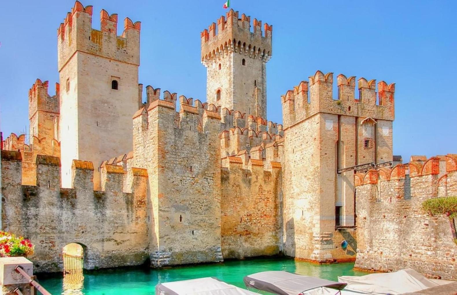 Artemide Apartment - A Soli 150M Dal Lago Di Garda Sirmione Exteriér fotografie