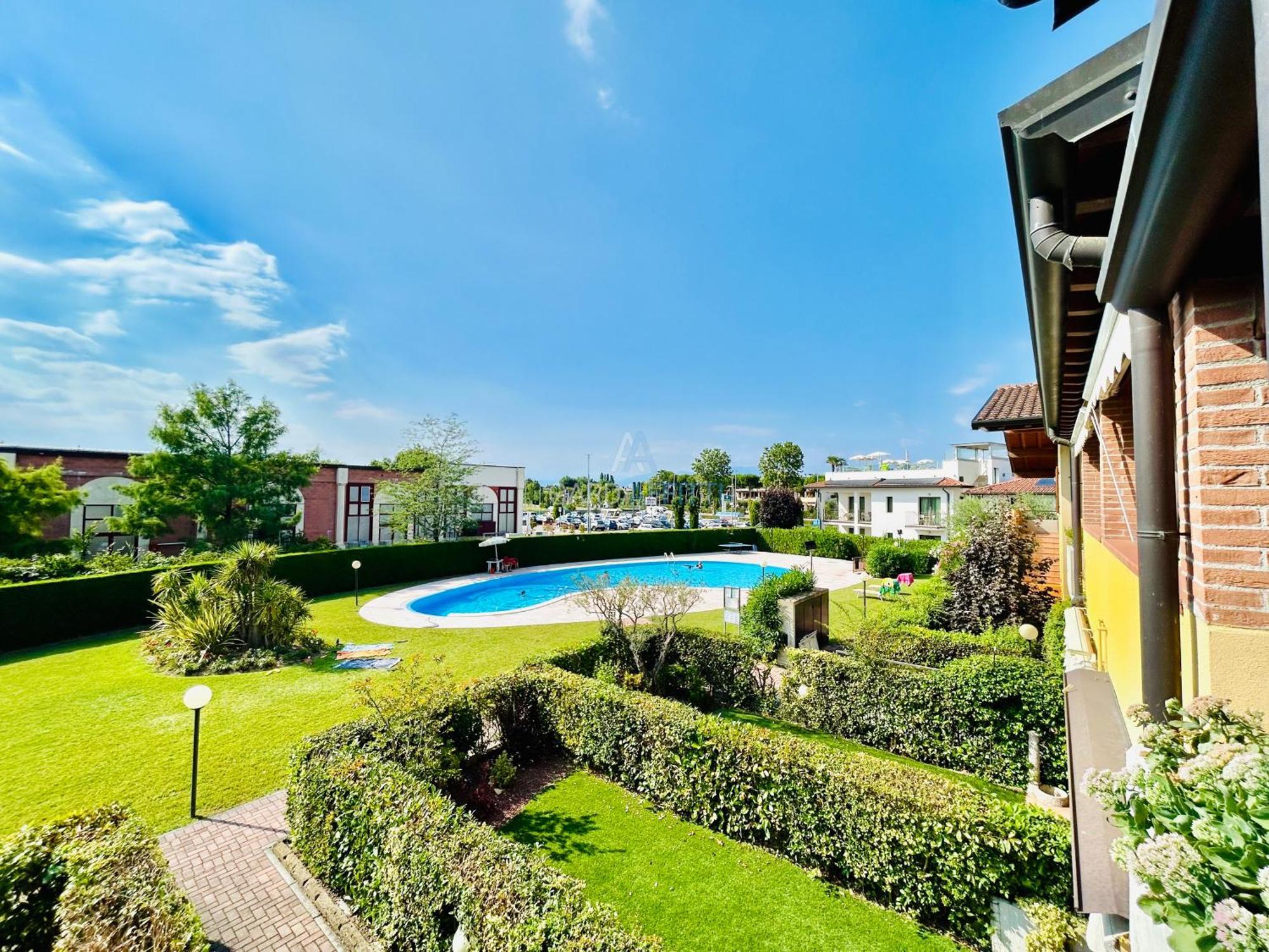 Artemide Apartment - A Soli 150M Dal Lago Di Garda Sirmione Exteriér fotografie