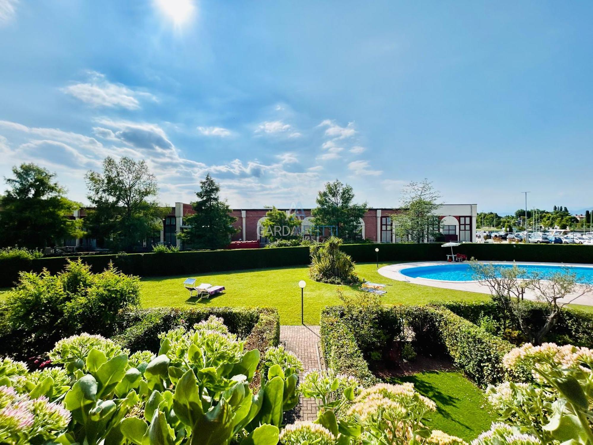 Artemide Apartment - A Soli 150M Dal Lago Di Garda Sirmione Exteriér fotografie