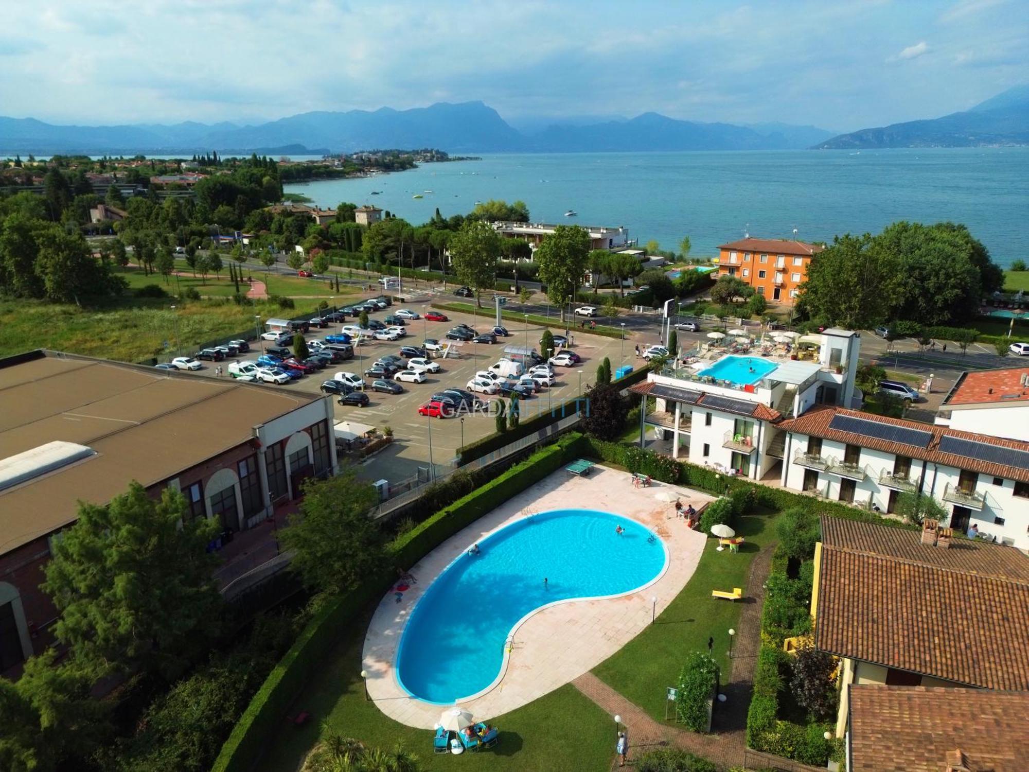 Artemide Apartment - A Soli 150M Dal Lago Di Garda Sirmione Exteriér fotografie